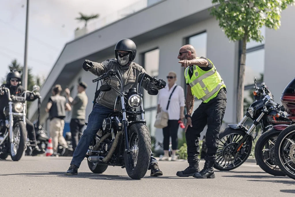 Parkflächen und blaue Zonen, Verkehrsicherheit, Veranstaltung, Strassensperre, Security, BSD Blesinger Sicherheits Dienste GmbH, Unterägeri, Schweiz